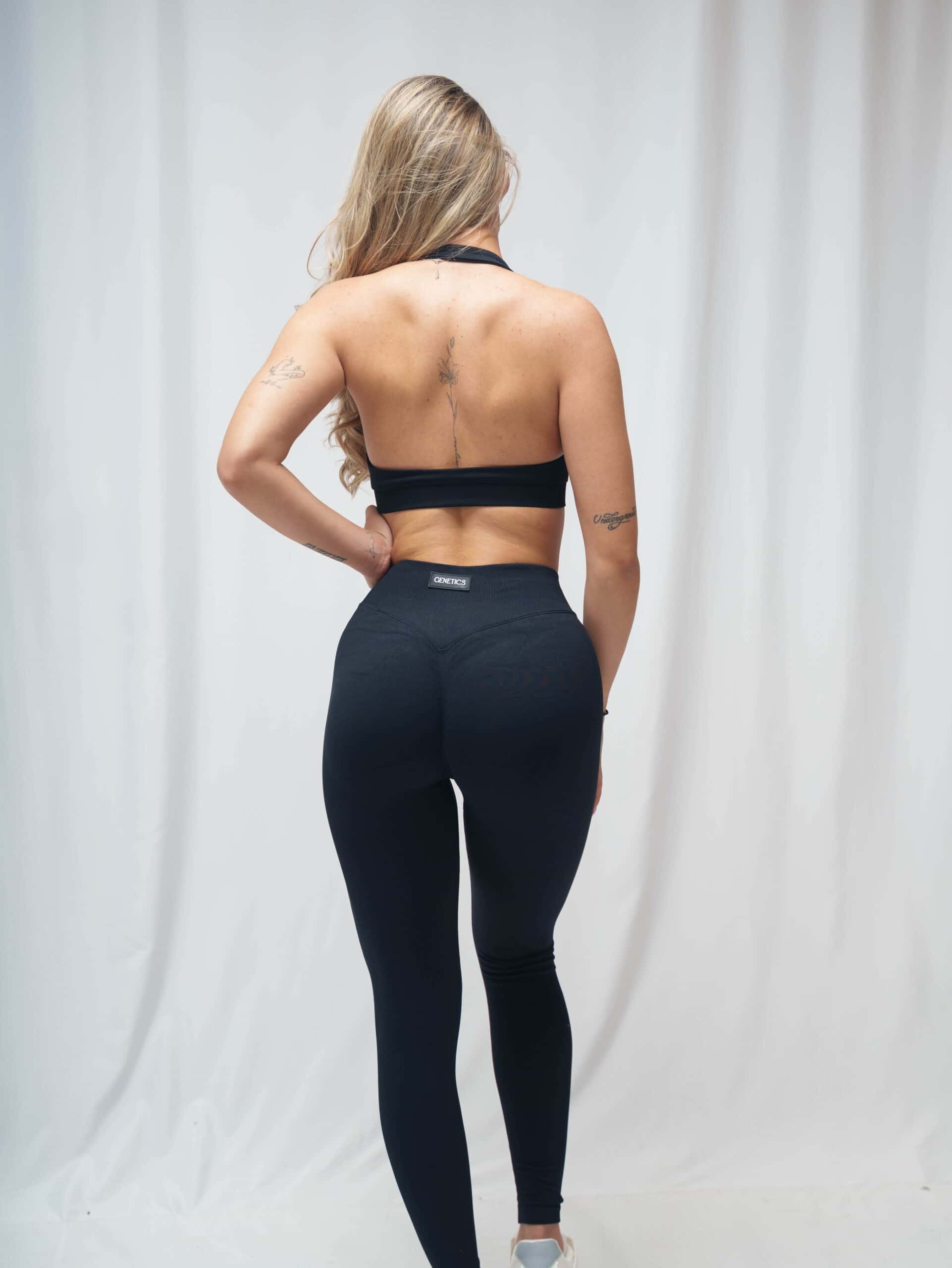 Бюстие с презрамка през врата Calypso - geneticsweargeneticswearБюстие с презрамка през врата Calypso